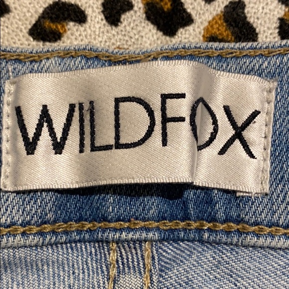 🎃 FINAL PRICE!! Wild fox Jean Shorts distressed - Picture 3 of 8